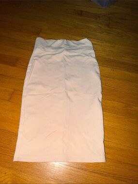 Women's Baby Pink Knit Pencil Skirt Labijou size small